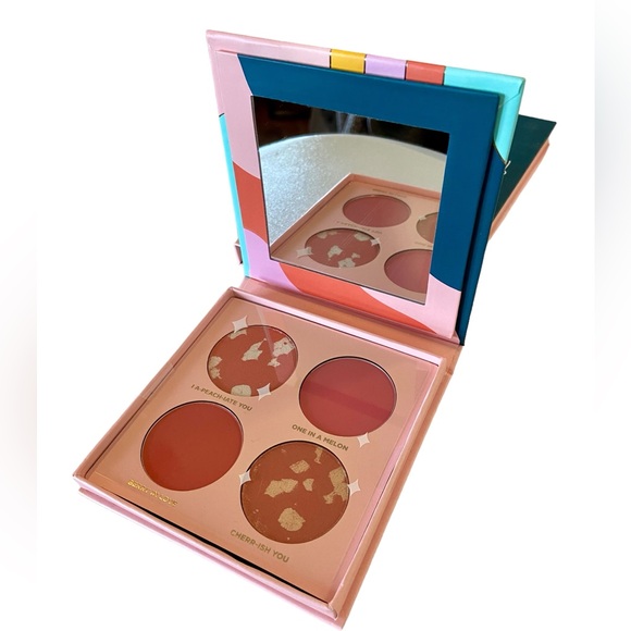 ❗️NOT FOR SALE❗️ULTA ULTA BEAUTY COLLECTION X STEFFI LYNN BLUS H PALETTE - Picture 2 of 4